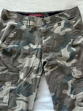 Wrangler Camo Cargo Pants